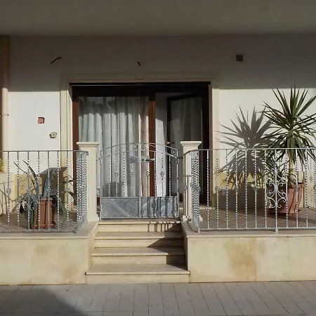 Loft A Pochi Passi Dal Mare Villa Pozzallo Exterior photo